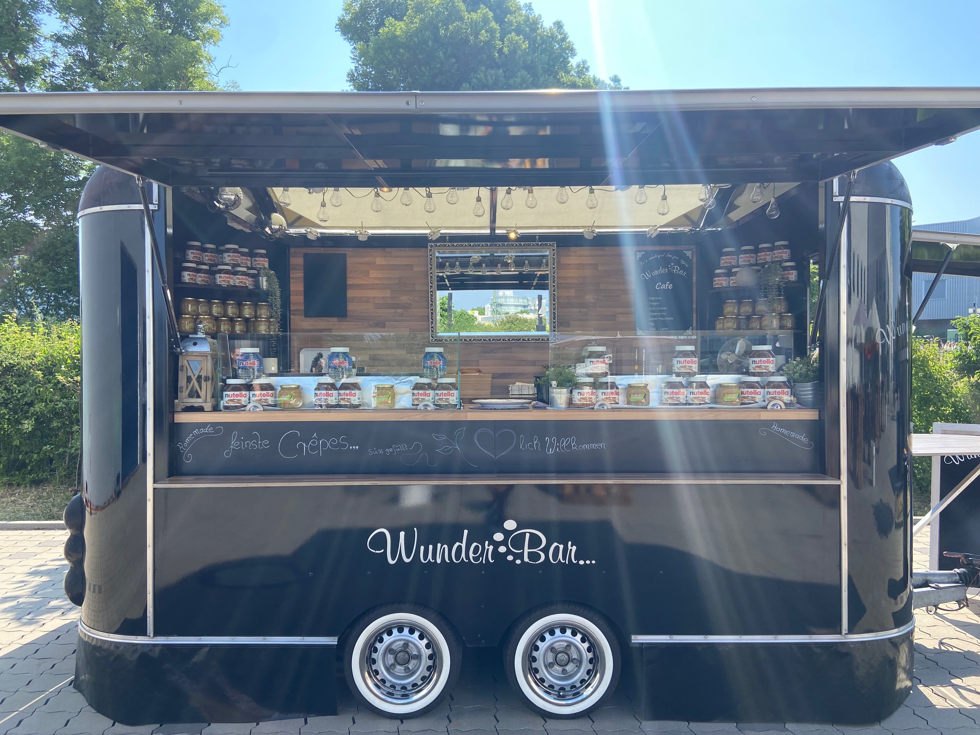 Außenansicht von Wunderbar als mobiles Bar- und Cateringkonzept